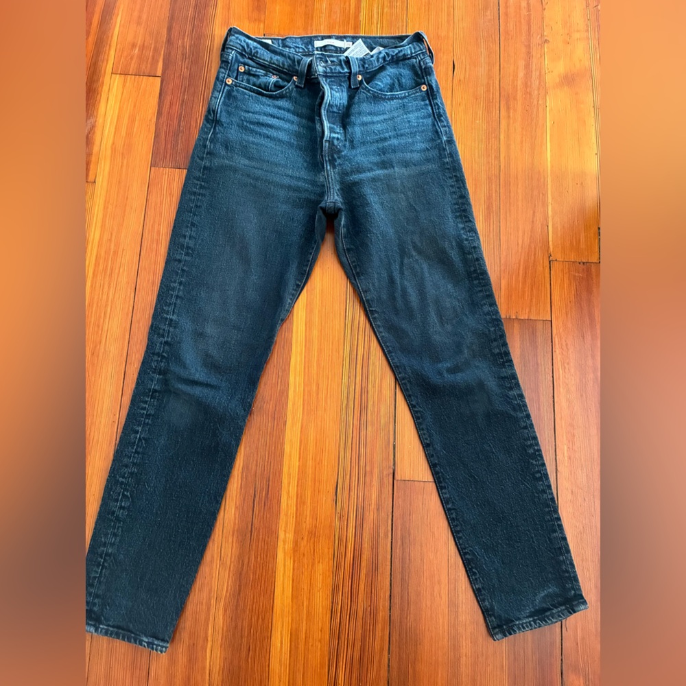 Levi’s Women’s Wedgie Icon Jeans